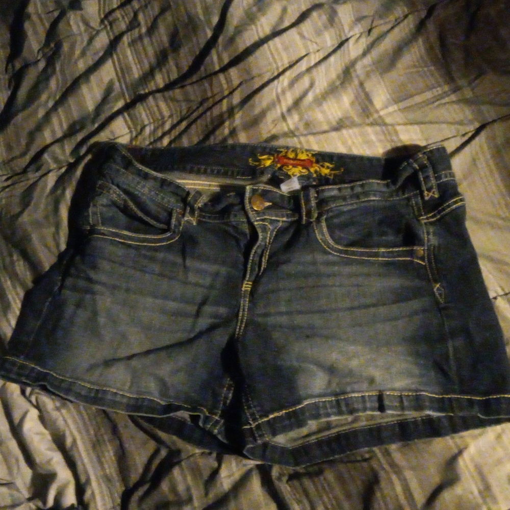 MAURICES BLUEJEAN SHORTS SIZE 20 REG LIKE NEW